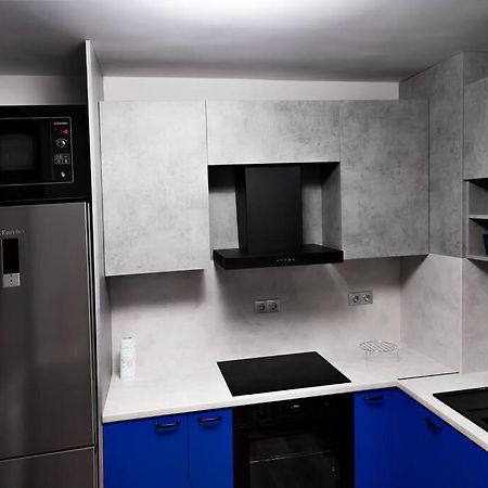 Very Spacious & Modern 3Bed Near Airport & Centre Szófia Kültér fotó