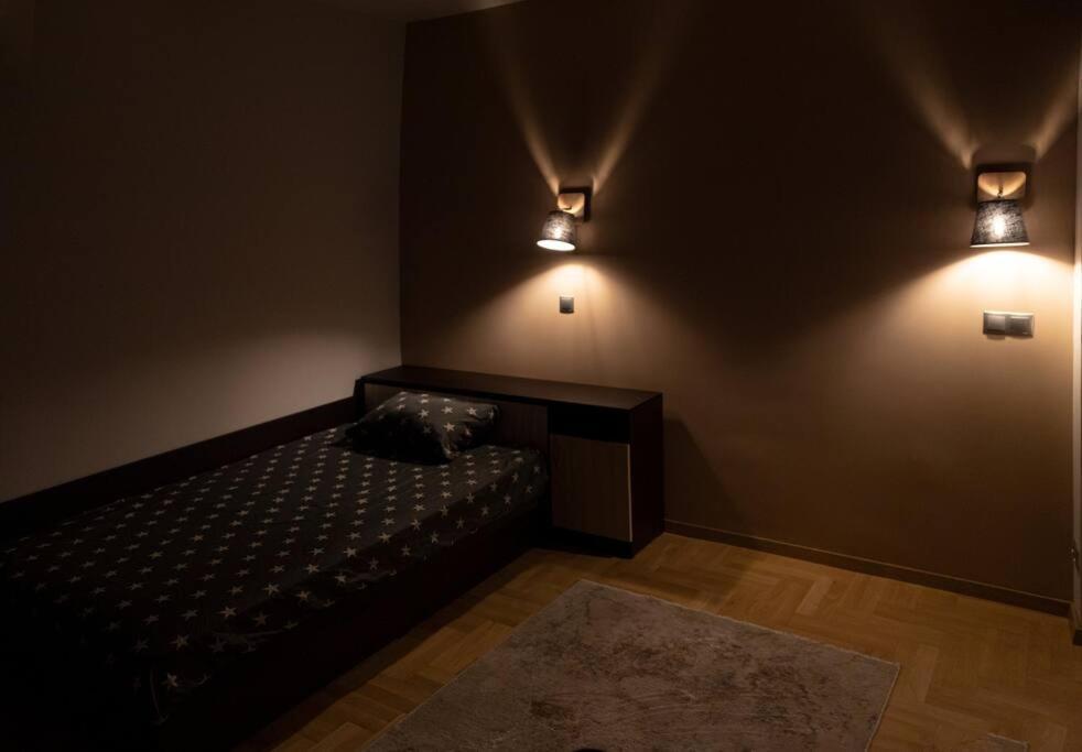 Very Spacious & Modern 3Bed Near Airport & Centre Szófia Kültér fotó
