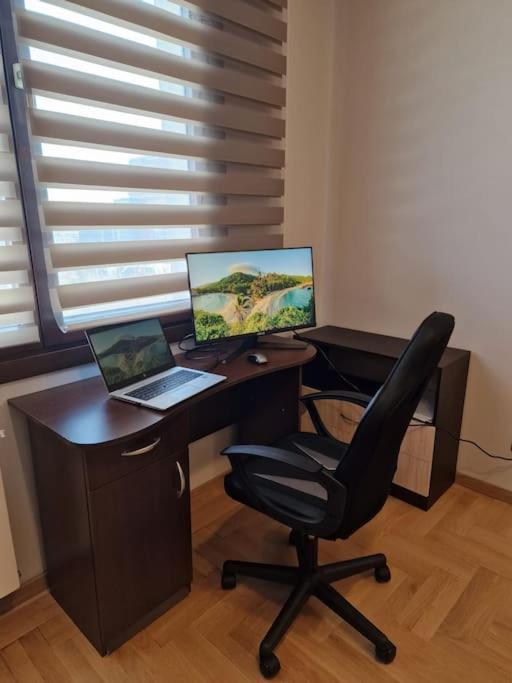 Very Spacious & Modern 3Bed Near Airport & Centre Szófia Kültér fotó