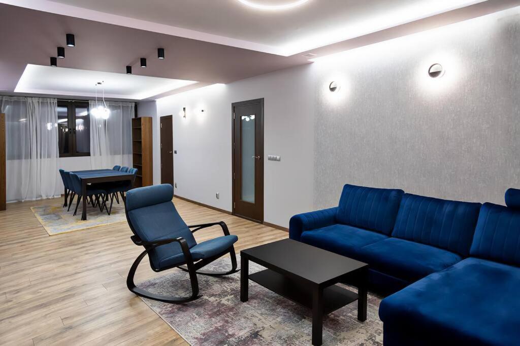 Very Spacious & Modern 3Bed Near Airport & Centre Szófia Kültér fotó